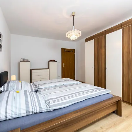 Andys Apartment *
